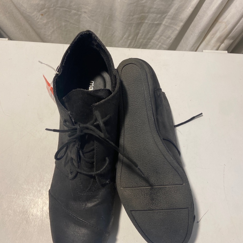 Maurices black ankle boots lace up , side buckles size 11 NWT - Picture 6 of 7